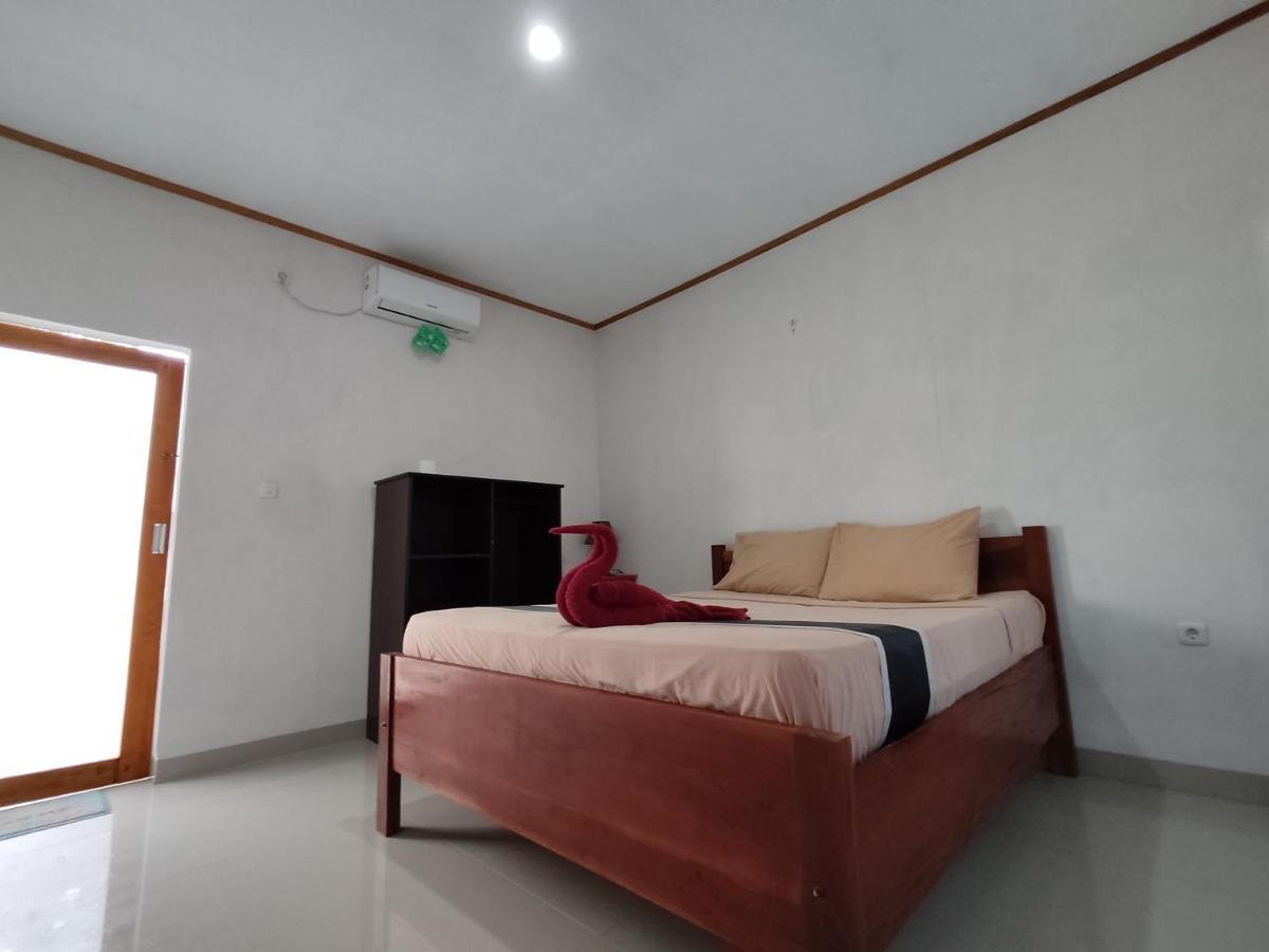 Kebun Homestay Kuta  Buitenkant foto